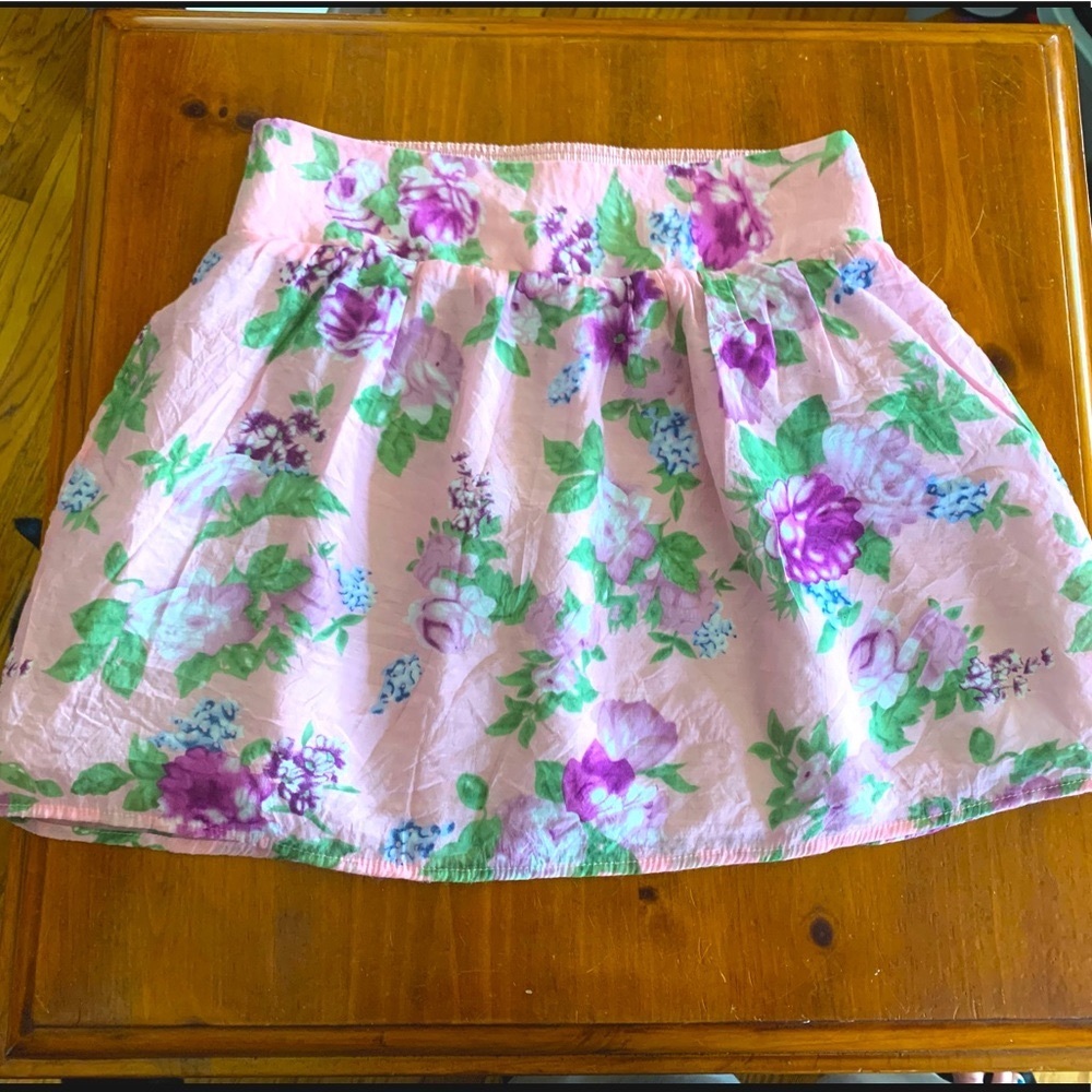 Charlotte Russe pink floral casual skirt